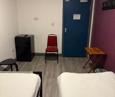 Room in a Shared Flat, Barking, IG11 - Photo 1