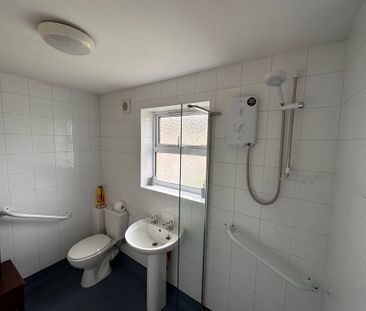 5 bedroom house - Photo 6