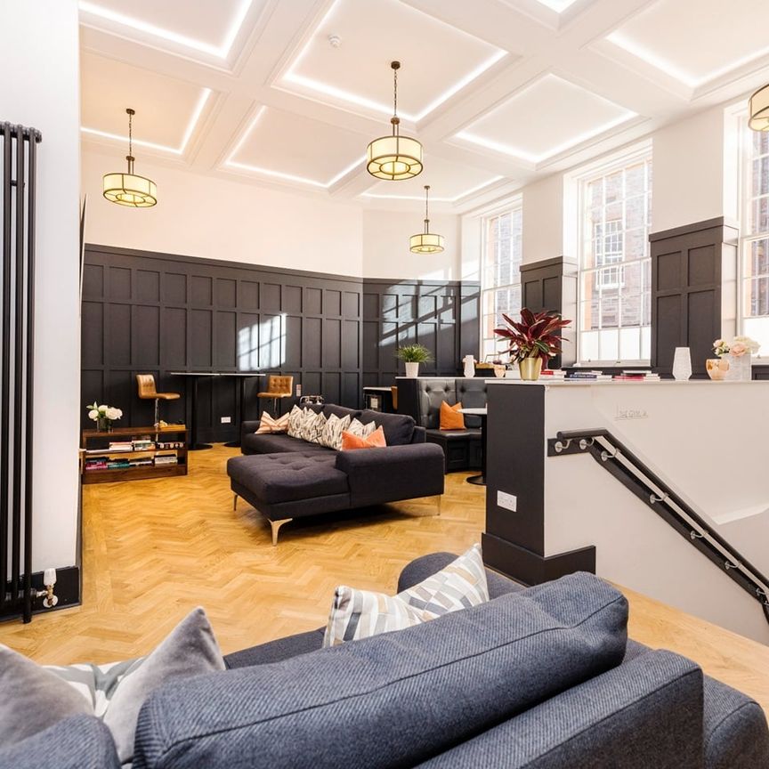 1 Bed Flat, Mcdonald Road, EH7 - Photo 1