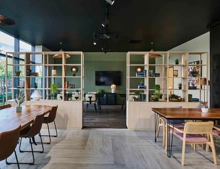 Studio Bronze - Photo 4