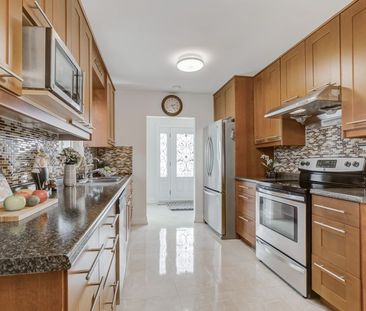 For Lease - 1207 Verhoeven Court, Mississauga, Ontario - Photo 1