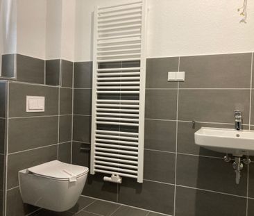 ** Erstbezug nach Modernisierung – Ihr neues Zuhause ist sofort zum... - Photo 1