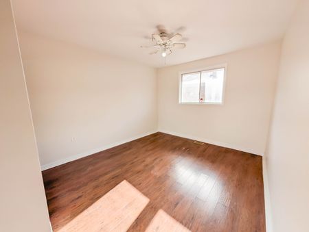 Spacious 3 Bedroom Main Unit in Thorold! - Photo 4