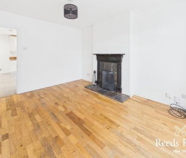 84 Broadway, Bangor, BT20 4TS - Photo 2