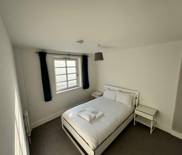 Redcliffe Backs - Photo 5