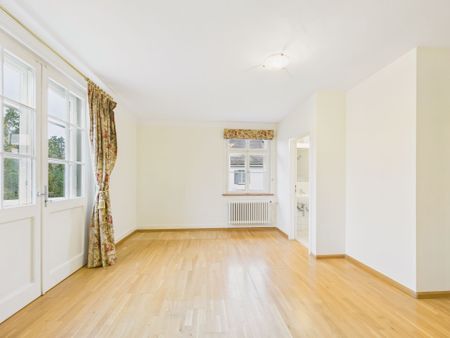 Living in the light: Exclusive single-family home in Reinach, canton of BL - Photo 3