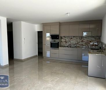 Location Appartement 3 pièces 116m² AGDE 34300 - Photo 4
