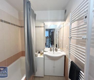 Location Appartement 3 pièces 66m² CHALON SUR SAONE 71100 - Photo 6