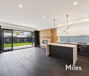 13b Myrtle Street, Ivanhoe - Photo 1