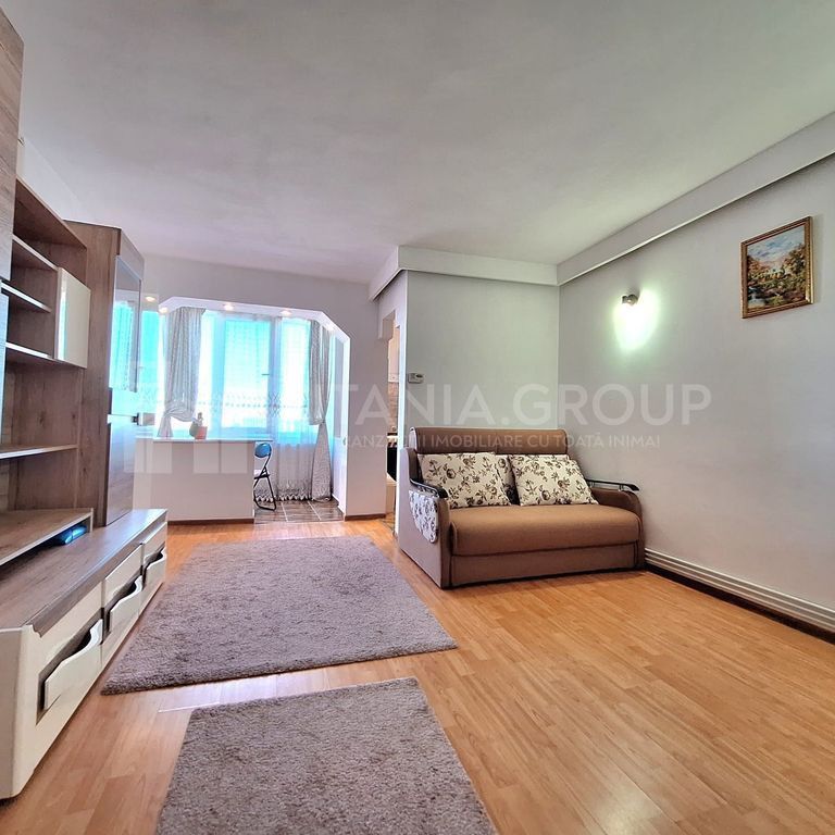 Garsoniera cocheta+parcare, termen scurt/lung , zona Coresi - Photo 1