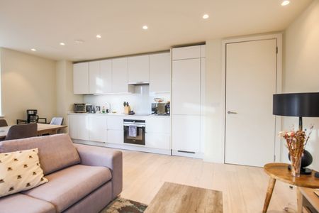 3 Bed Flat, Tower View House, E2 - Photo 2