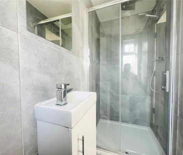 Studio to rent - Photo 6