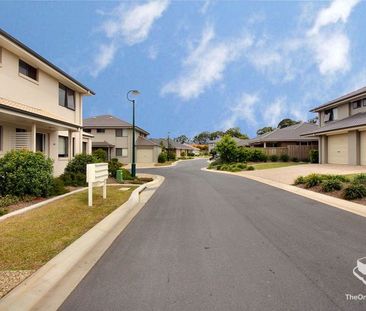 Large 3 Bedroom Townhouse avail: 16/11/2024 - Photo 4