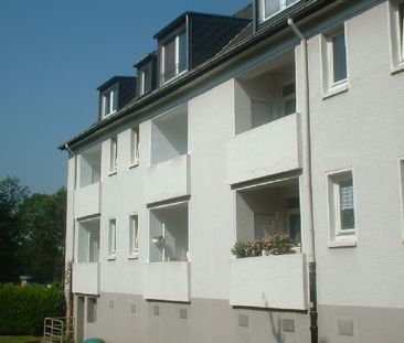 ** Modernisierte 3-Zi-Wohnung in beliebter Lage von Essen-Frohnhaus... - Foto 2