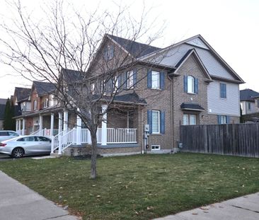 For Lease - 36 Burwell Street, Whitby, Ontario - Photo 4