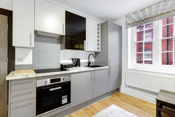 1 bedroom flat in Regency Street - Photo 1