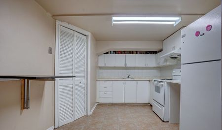 For Lease - 281 Blue Grass Boulevard Unit# Bsmnt, Richmond Hill, Ontario - Photo 2