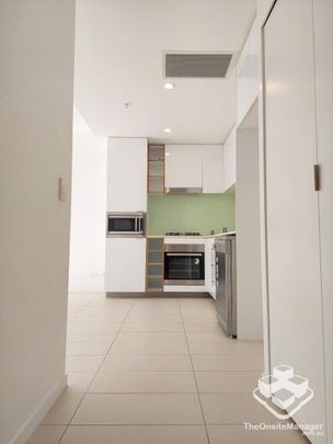 One Bedroom Unfurnished Apartment For Rent, South Brisbane QLD - Photo 1