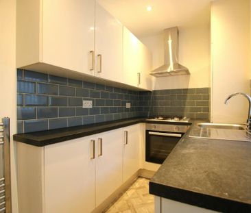 2 bedroom terraced house to rent - Photo 6