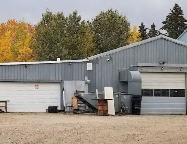 Airdrie Heated Out Buildings for Rent | 272134 RGE Road 291 Northeast, Airdrie - Photo 1