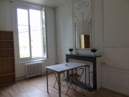 "LE BLOSSAC" - Location Appartement poitiers : 24.7 m2 - Photo 2