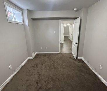 Detached Home For Lease | N8130994 - Photo 3