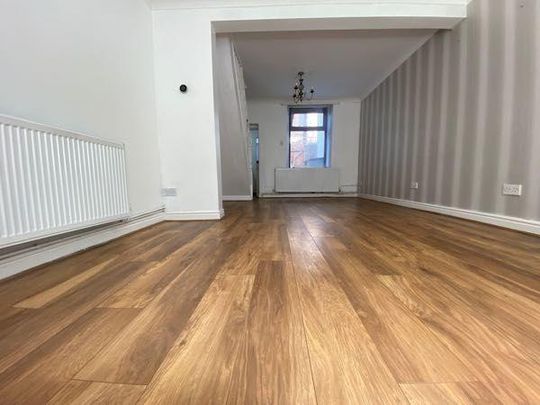 2 bedroom terraced house to rent - Photo 1