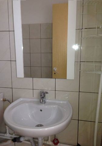 1 Room for rent fully furnished semi-central area of Iasi - Photo 4