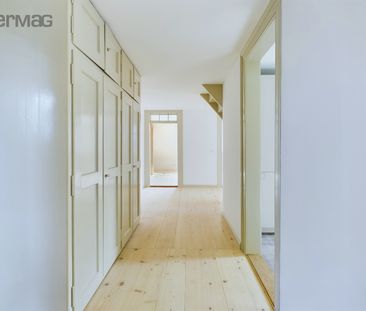 3.5-Zimmer-Attikawohnung mit Seesicht in der historischen Villa Abegg - Photo 3