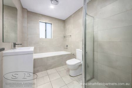 Luxury spacious home - Photo 4