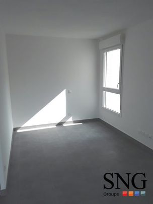 T1 AVEC TERRASSE ET PARKING - Photo 1