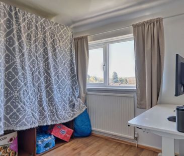 3 Bedroom Semi Detached House To Rent - Photo 5