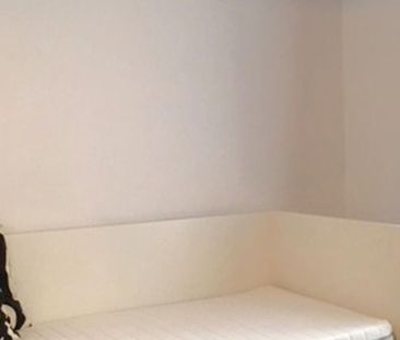 Studio te huur in Sint-Gillis voor € 645 met 1 slaapkamer - Photo 2