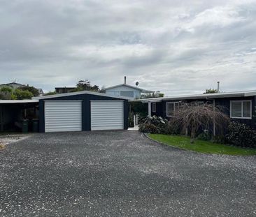 Charming Algies Bay home - Photo 4