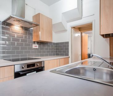 340 Tiverton Road - Photo 5