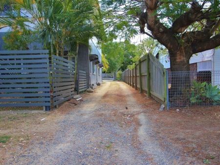 Storage shed in Allenstown - Photo 3