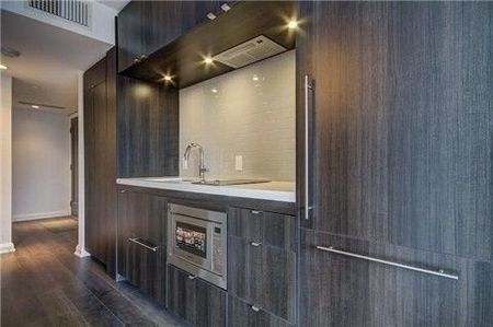 For Lease - 155 Yorkville Avenue Unit# 2013, Toronto, Ontario - Photo 2