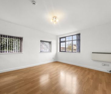 The Stiles, Ormskirk - Photo 3