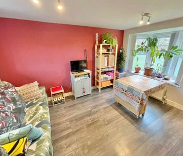 1 Bed Maisonette, Sunbourne Court, NG7 - Photo 1