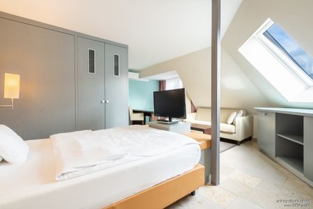 Welc(H)ome® by RIDA FLATS – D’dorf City! Charmant + Top Lage! Löffelfertig + Aufzug + Balkon + AC - Photo 3