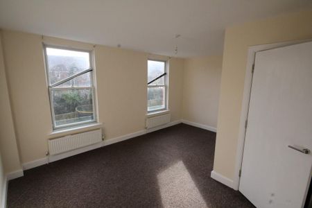 3 bedroom townhouse to rent - Photo 2