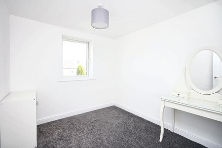 2 bed apartment to rent in Prescott Street, Manchester, M28 - Photo 4