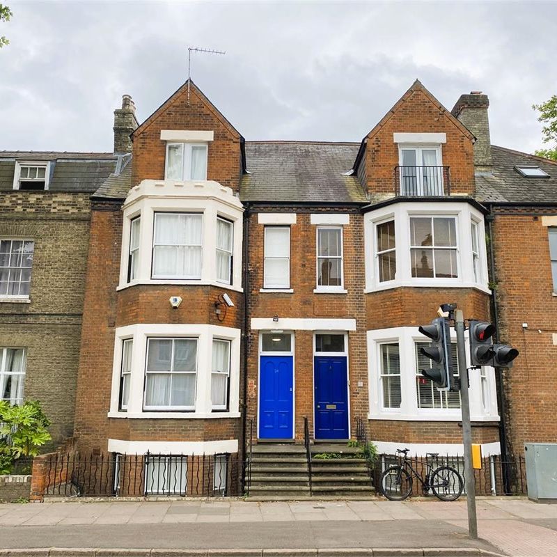 Flat 2, 24 Newmarket Road, Cambridge - Photo 1