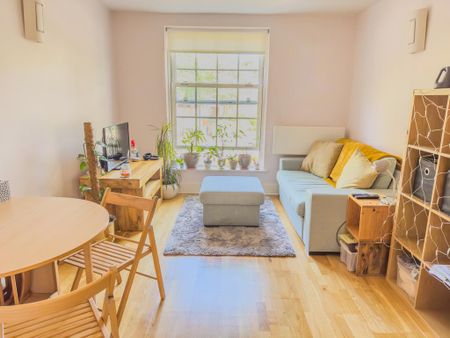 1 bedroom apartment to rent - Photo 2