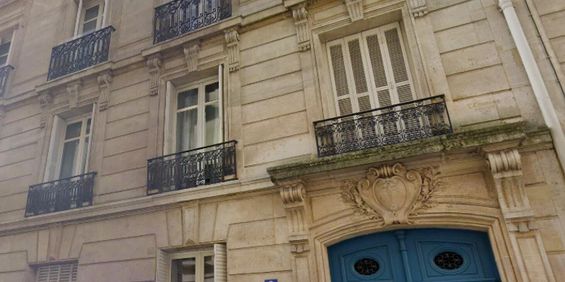 location Appartement T3 DE 97.8m² À PARIS - Photo 3