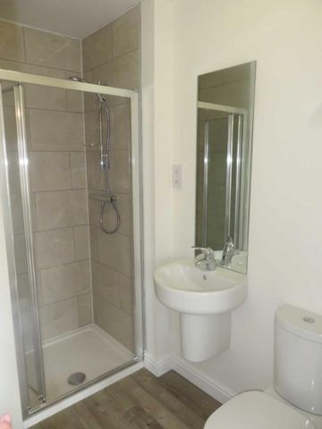 2 bedroom terraced house to rent - Photo 5