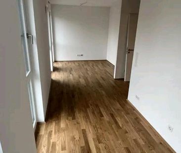 Helle 2 Zimmer Wohnung - Photo 3