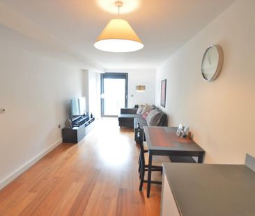 1 bedroom apartment to rent - Photo 2