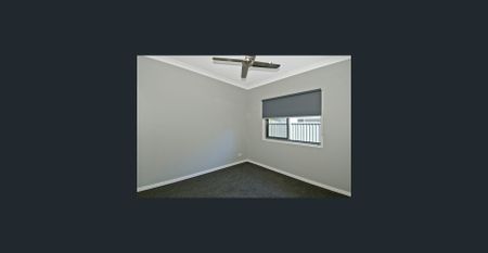 STUNNING HOPE ISLAND HOME - Photo 4