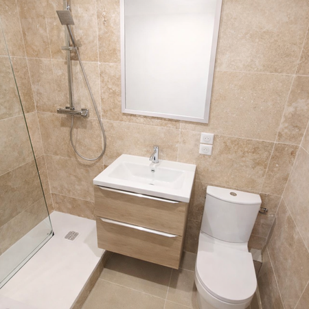 Location Appartement 1 pièce 24m² LA SEYNE SUR MER 83500 - Photo 4